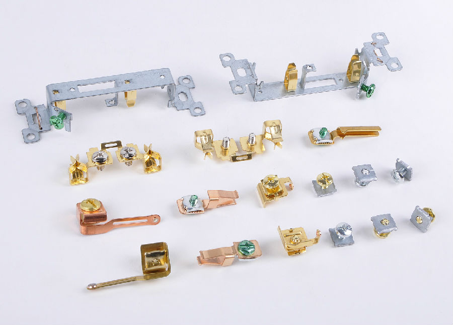 五金沖壓加工件表面出現(xiàn)凸包缺陷的原因是什么？解決方法！